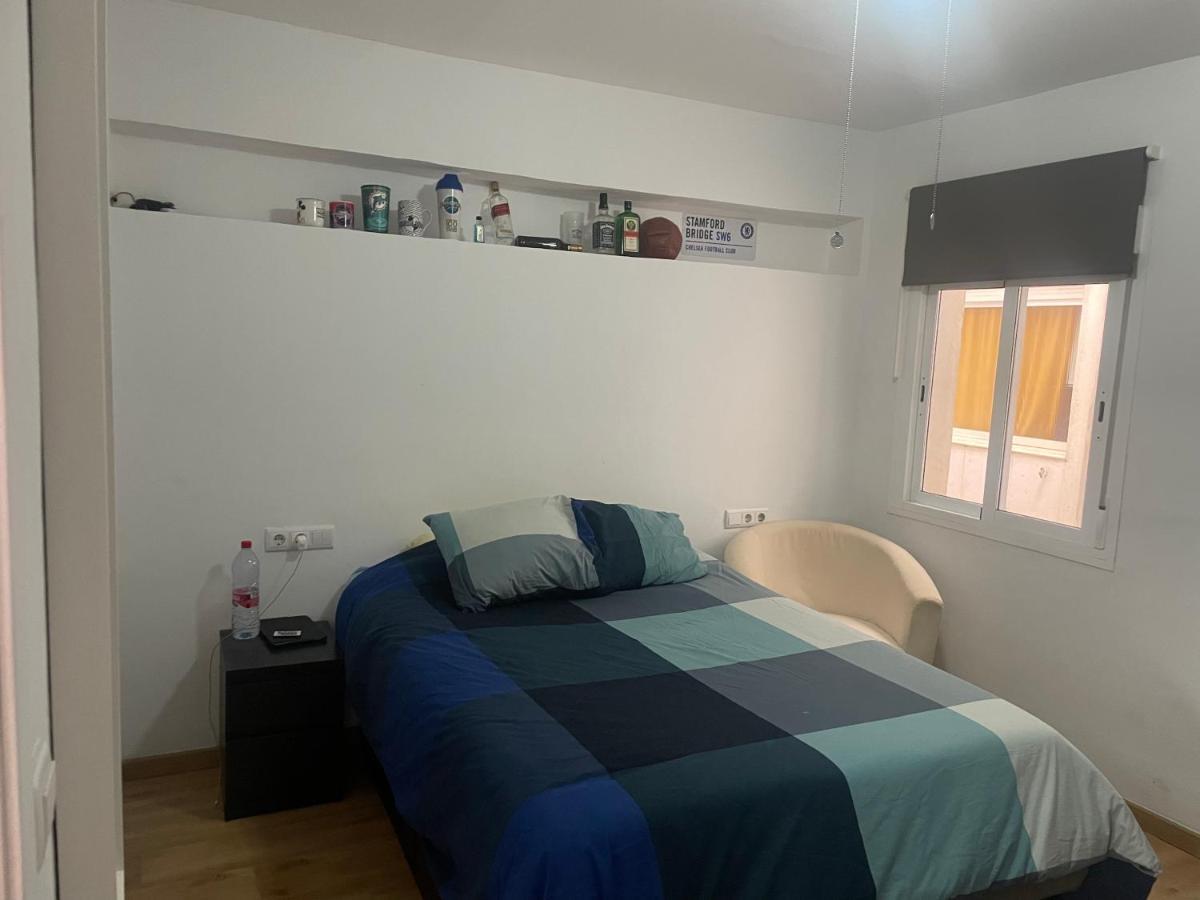 Centrico Torre Del Mar Apartment Luaran gambar