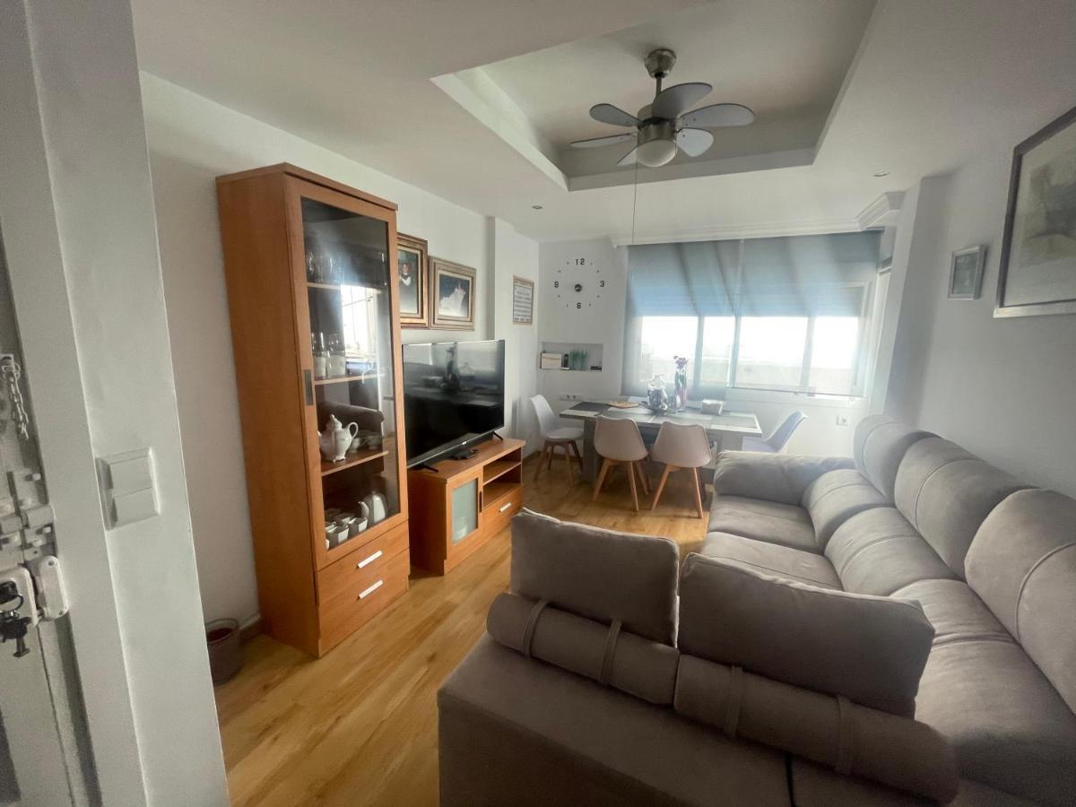 Centrico Torre Del Mar Apartment Luaran gambar